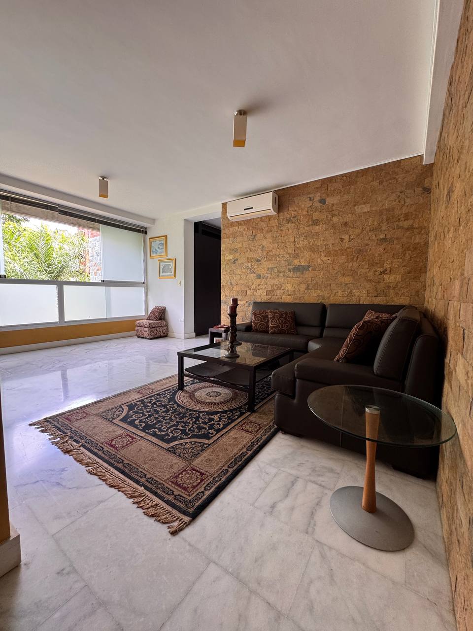 BELLO APARTAMENTO AMOBLADO 1