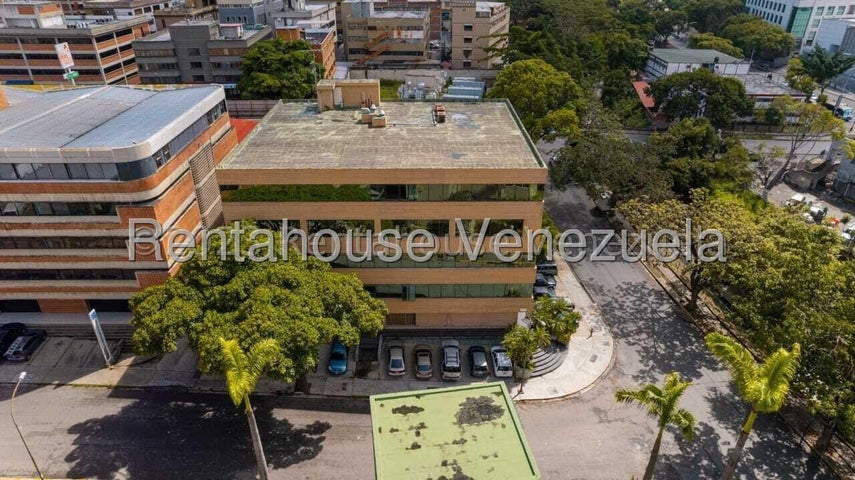 Edificio Comercial en venta en La Urbina. - Otras fotos