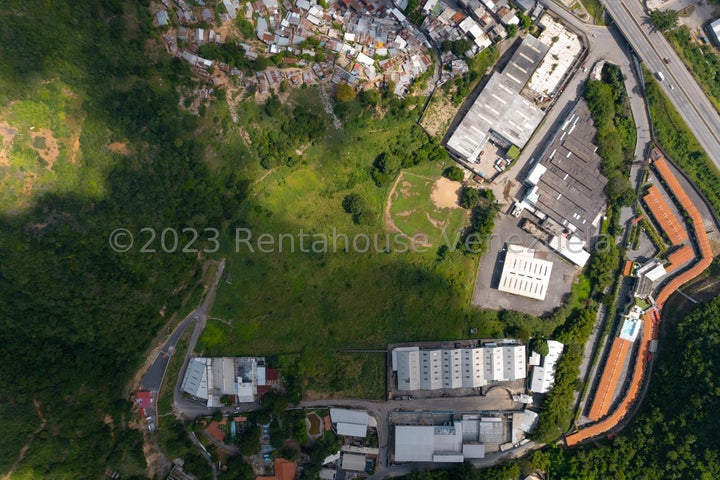 Terreno de uso Industrial en venta en Guarenas. 5