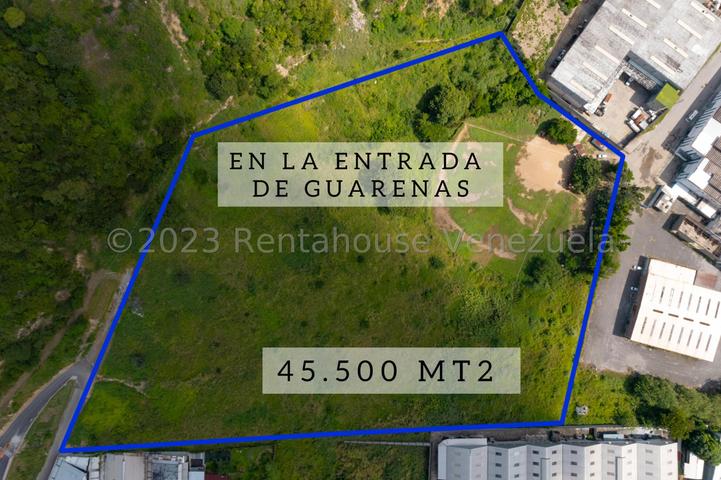 Terreno de uso Industrial en venta en Guarenas. 1