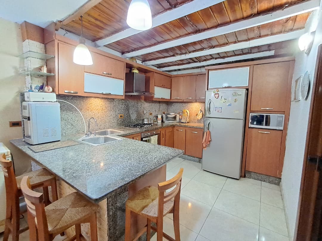 En Venta Apartamento en Resid Prisma Guacara  TOTALMENTE AMOBLADO 1